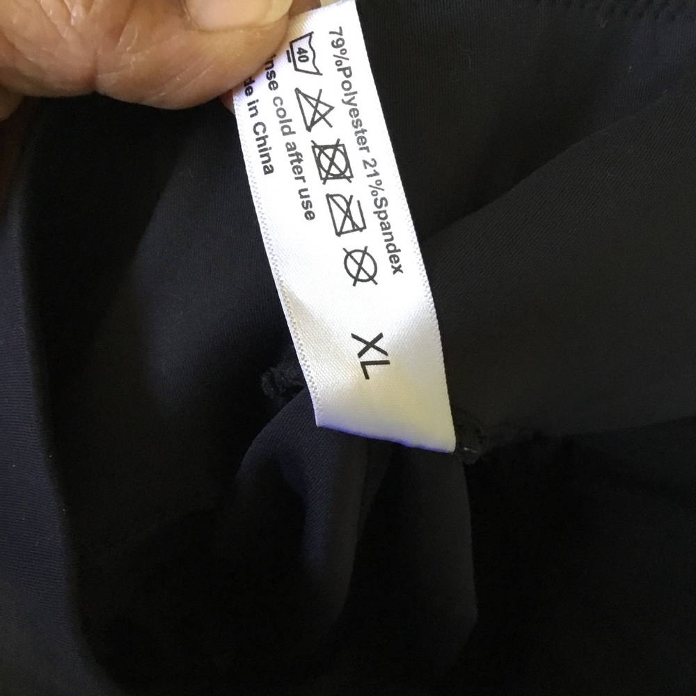 Black Ruffle Side Leggings - - Picture 8 of 9